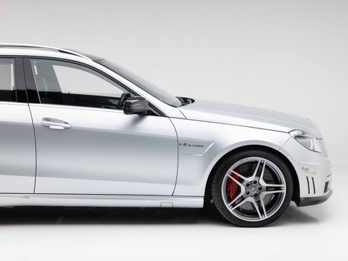 Used 2012 Mercedes-Benz E 63 AMG Wagon image 23