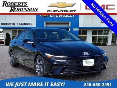 Used 2025 Hyundai Elantra SEL
