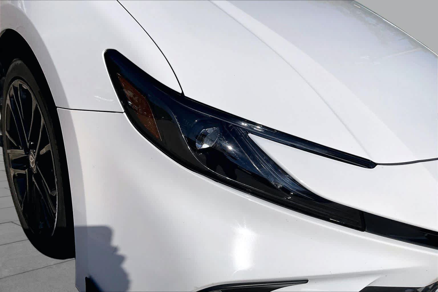 Used 2025 Toyota Camry SE FWD image 27