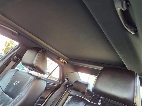 Used 2023 Chrysler 300 S image 14