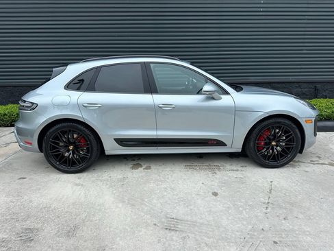 Certified 2025 Porsche Macan GTS AWD/4WD image 11