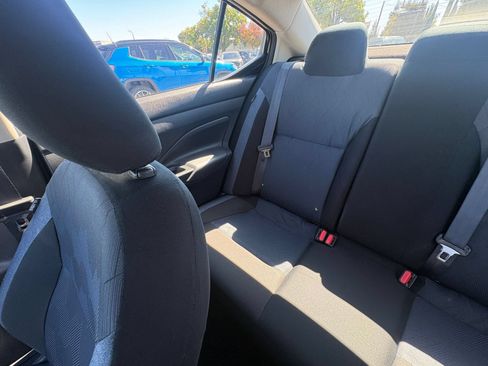 Used 2025 Nissan Versa SV FWD image 37