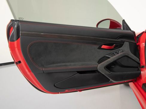 Certified 2023 Porsche 718 Cayman GT4 RWD image 19