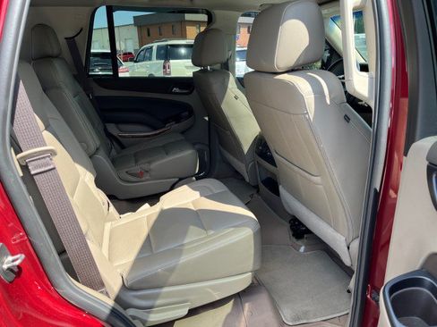 Used 2019 Chevrolet Tahoe Premier RWD image 19