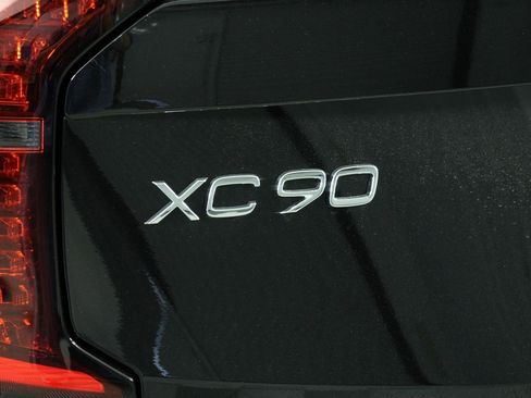 New 2026 Volvo XC90 T8 Ultra AWD/4WD image 16