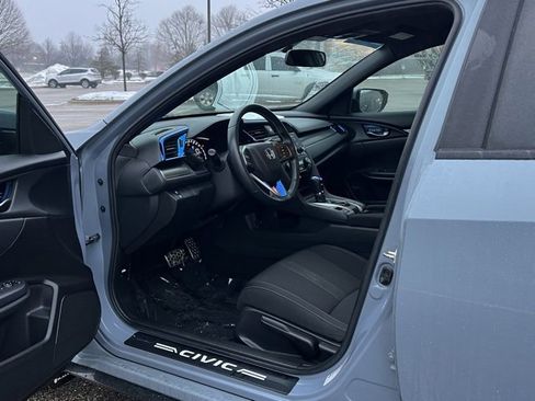 Used 2017 Honda Civic Sport image 16