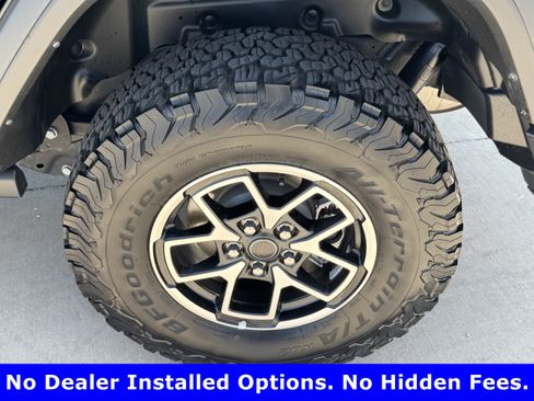 Used 2026 Jeep Wrangler Unlimited Rubicon AWD/4WD image 10