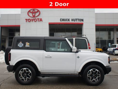 Used 2023 Ford Bronco Outer Banks image 1