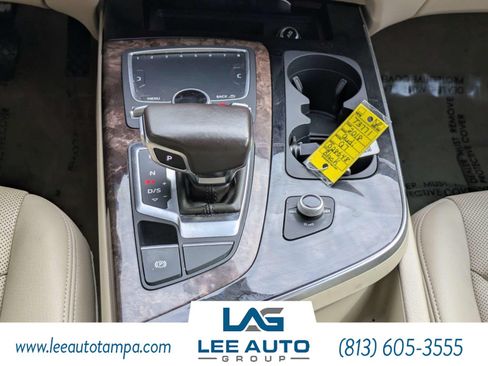 Used 2018 Audi Q7 3.0T Prestige AWD/4WD image 17