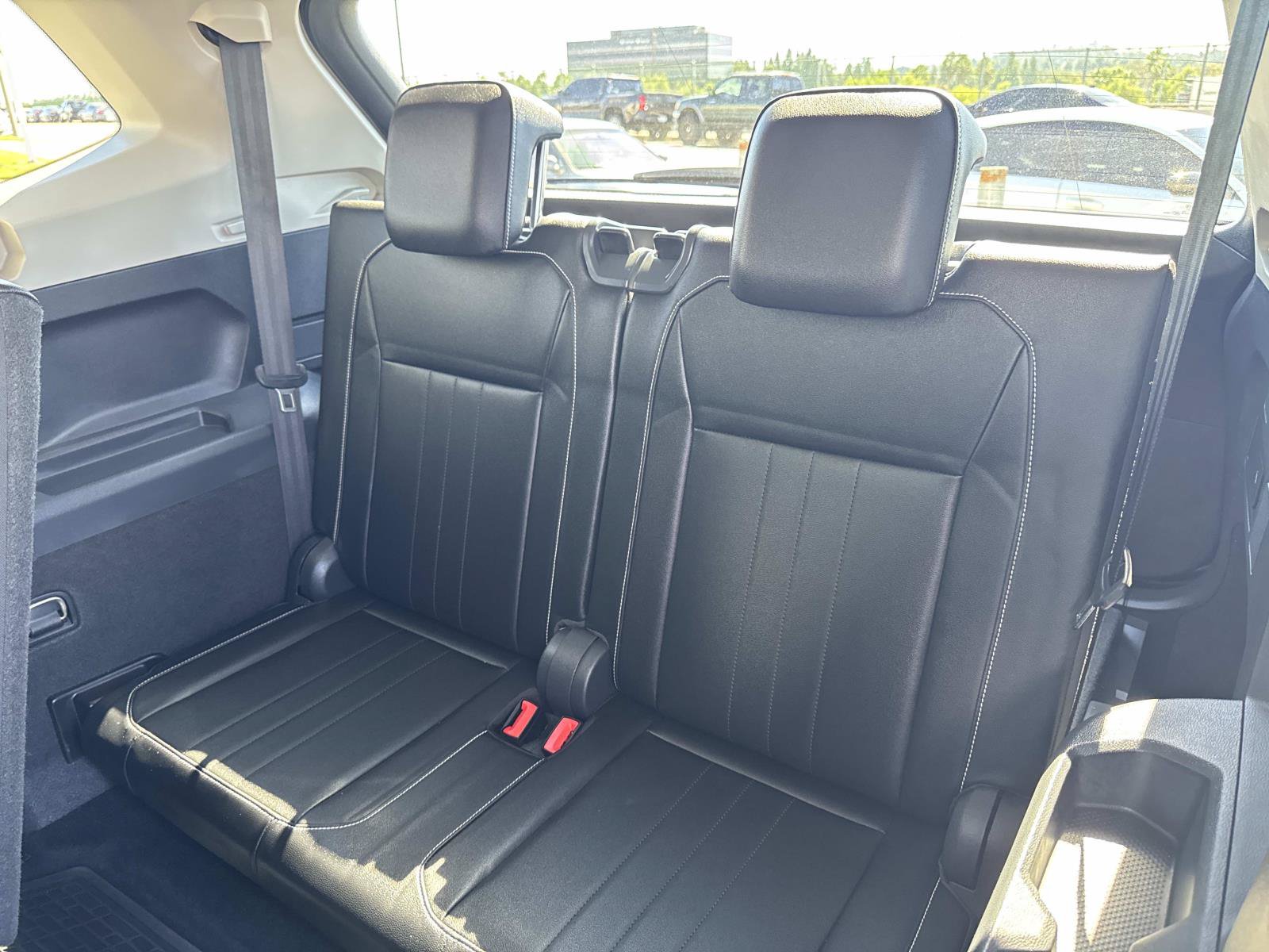Certified 2022 Volkswagen Tiguan SE w/ Panoramic Sunroof Package FWD image 28