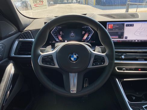 Used 2026 BMW X6 xDrive40i w/ Climate Comfort Package image 55