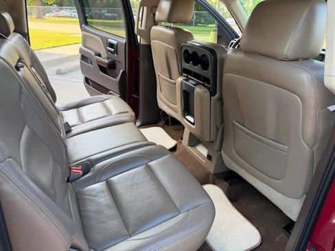 Used 2015 Chevrolet Silverado 1500 LT w/ Texas Edition, 1LT Trim RWD image 24