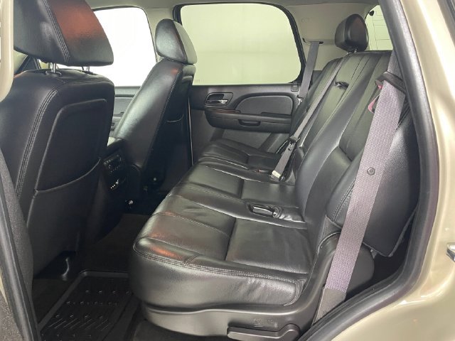 Used 2007 Chevrolet Tahoe LT w/ LT Preferred Equipment Group AWD/4WD image 16