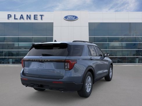 New 2026 Ford Explorer Active RWD image 10