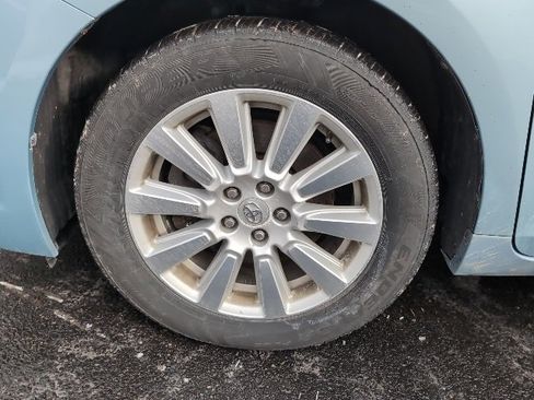 Used 2017 Toyota Sienna XLE Premium image 10