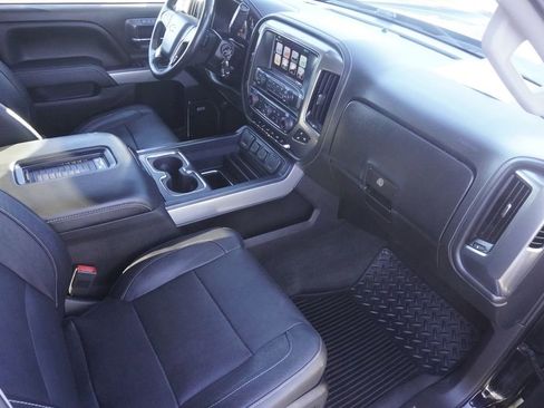 Used 2018 Chevrolet Silverado 1500 LTZ Z71 w/ LTZ Plus Package image 22