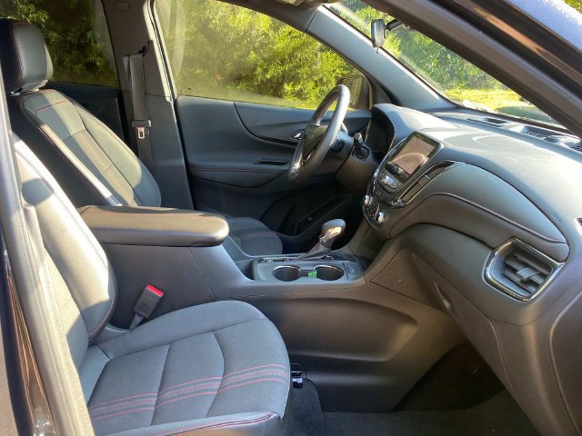 Used 2022 Chevrolet Equinox RS w/ Infotainment Package FWD image 35