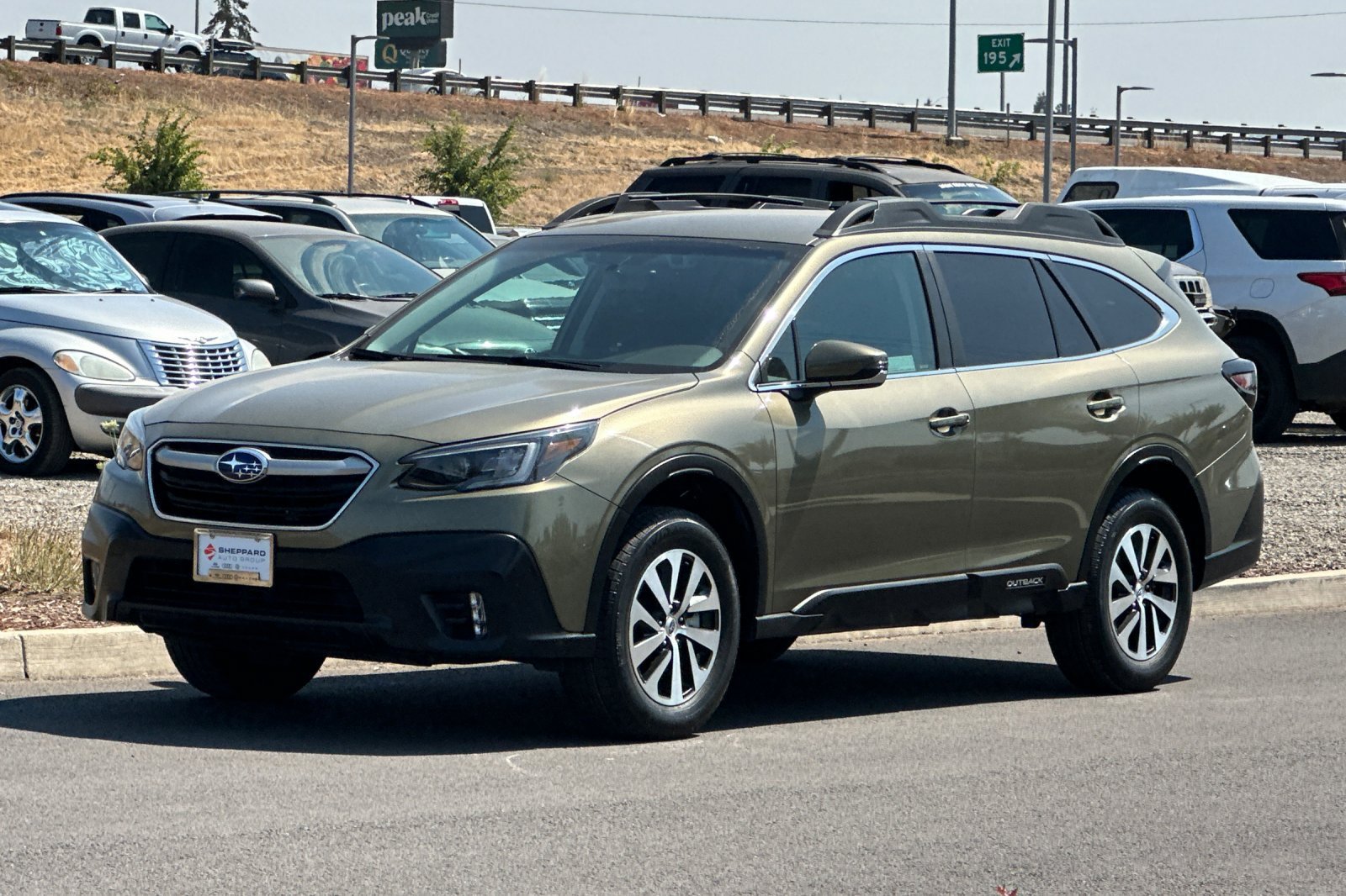 Used 2022 Subaru Outback Premium AWD/4WD image 7