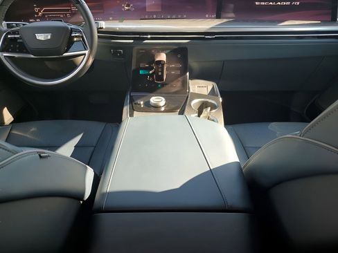 New 2025 Cadillac Escalade IQ Sport 2 AWD/4WD image 22
