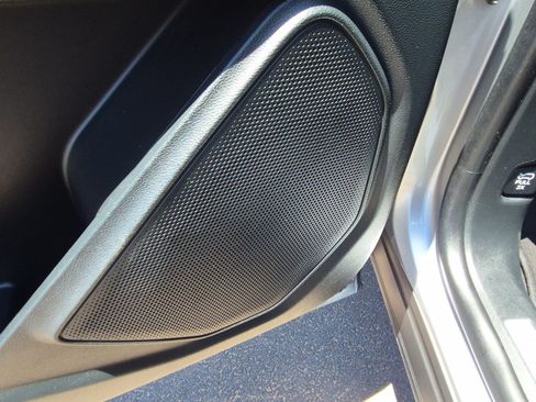 Used 2023 Ford Explorer Limited RWD image 14