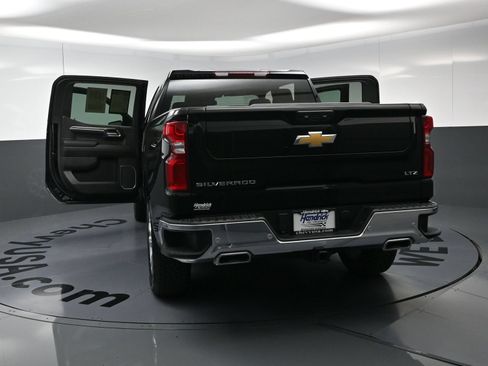 Used 2024 Chevrolet Silverado 1500 LTZ w/ Z71 Off-Road Package AWD/4WD image 27