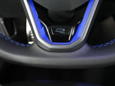 New 2026 Volkswagen Golf image 23