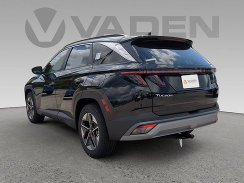 New 2025 Hyundai Tucson SEL image 3
