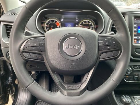 Certified 2022 Jeep Cherokee Trailhawk image 19