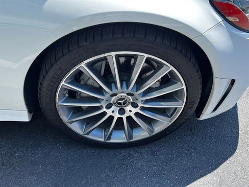 Used 2019 Mercedes-Benz C 300 4MATIC Coupe image 11