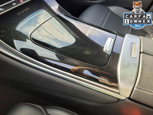 Used 2024 Mercedes-Benz GLC 300 image 28