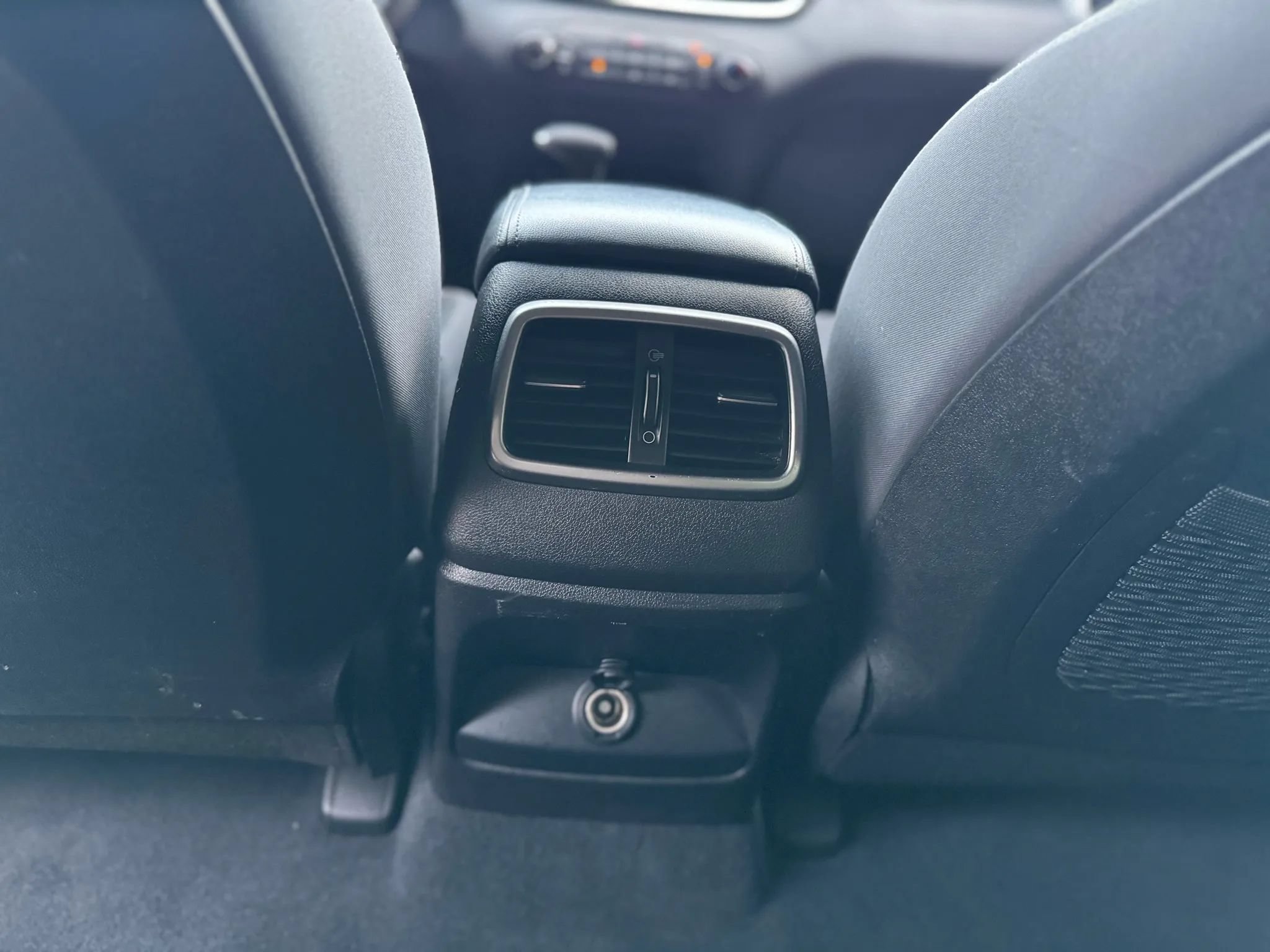 Used 2019 Kia Sorento L FWD image 28