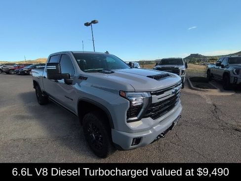 Used 2024 Chevrolet Silverado 2500 LTZ w/ LTZ Plus Package AWD/4WD image 3