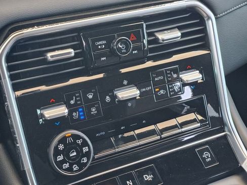 New 2025 Nissan Armada Platinum w/ Convenience Package image 17