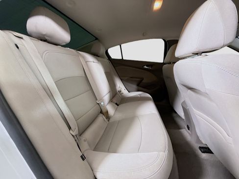 Used 2017 Chevrolet Cruze LT image 26