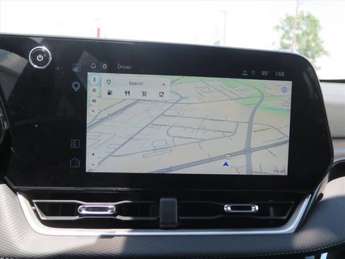 Used 2025 Chevrolet Equinox LT w/ Convenience Package II FWD image 11