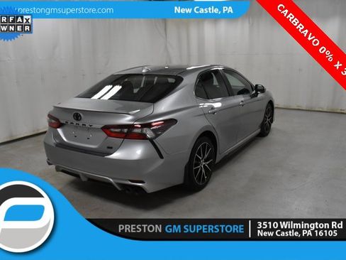 Used 2023 Toyota Camry SE w/ Convenience Package image 5