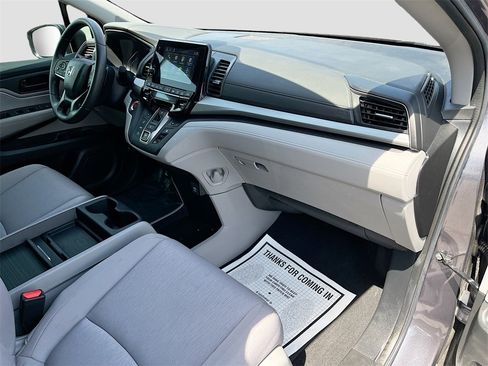 Used 2024 Honda Odyssey EX image 28