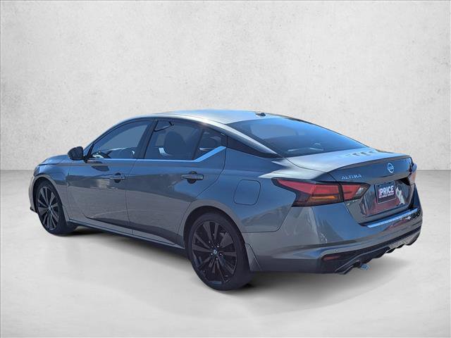 Used 2022 Nissan Altima 2.5 SR w/ Midnight Edition Package FWD image 7