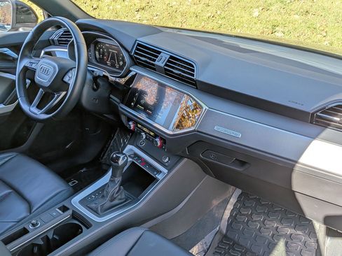 Used 2022 Audi Q3 2.0T Premium Plus image 35