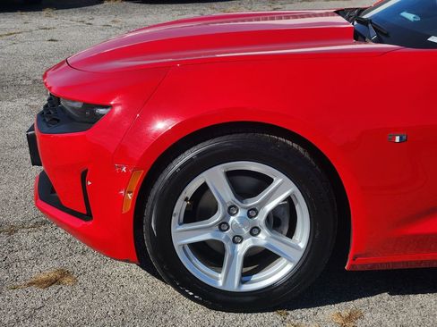 Used 2023 Chevrolet Camaro LT image 8