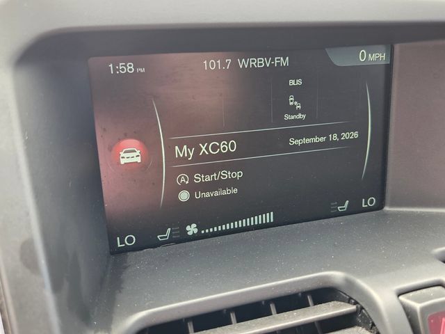 Used 2016 Volvo XC60 T5 Premier w/ Proximity Package FWD image 21
