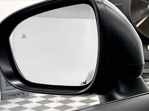 New 2026 Nissan Rogue S image 24