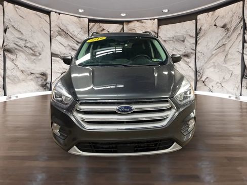 Used 2019 Ford Escape SEL image 30