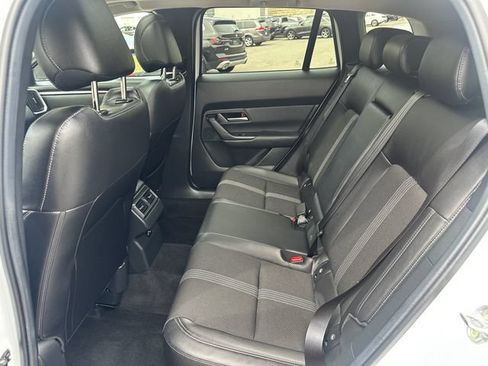 Used 2025 MAZDA CX-50 AWD 2.5 S w/ Premium Package image 18