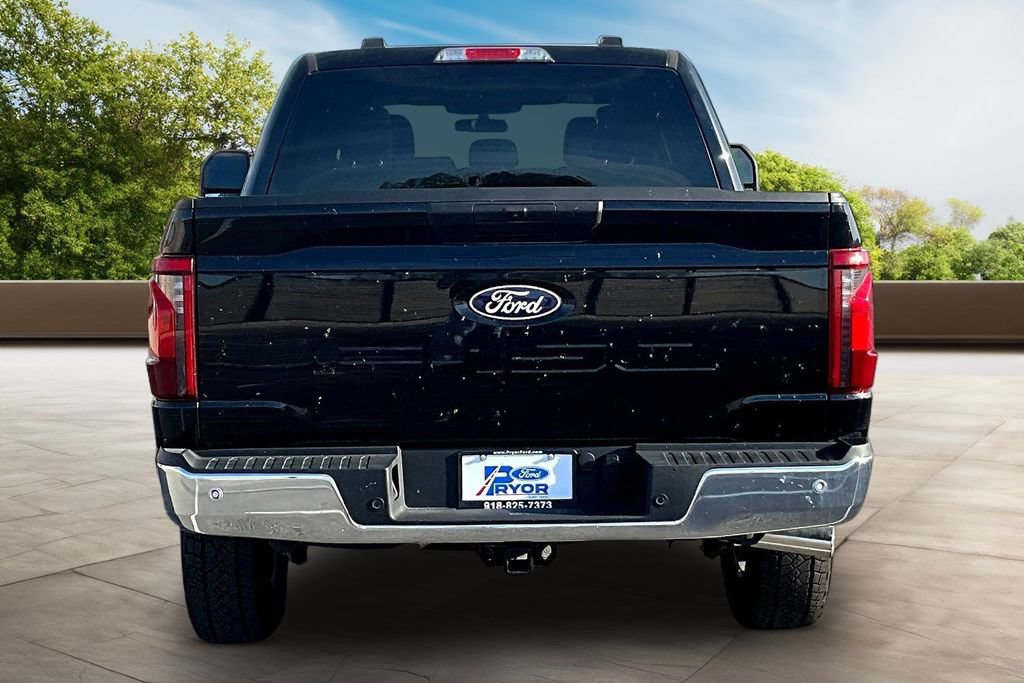 Used 2025 Ford F150 XLT w/ Equipment Group 301A Standard AWD/4WD image 4
