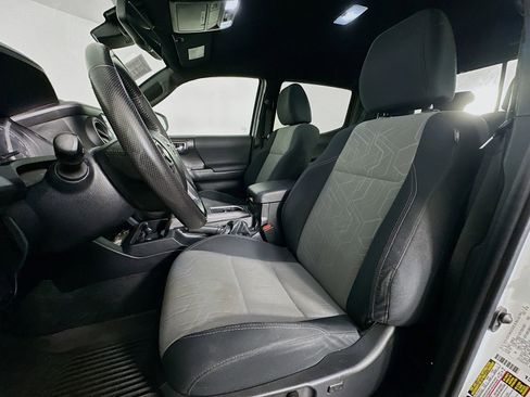 Certified 2022 Toyota Tacoma TRD Sport image 20