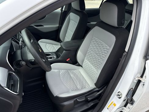 Used 2020 Chevrolet Equinox LS FWD image 7