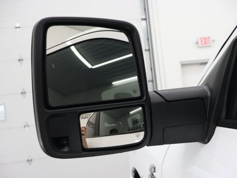 Used 2025 RAM 2500 Big Horn AWD/4WD image 37