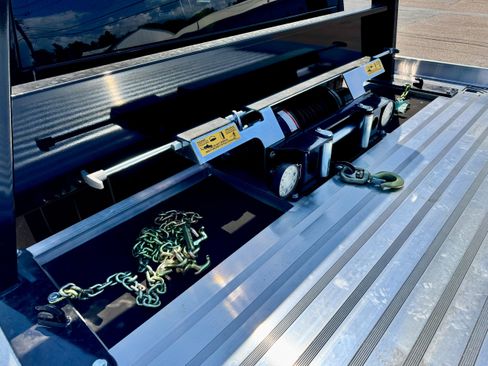 New 2024 RAM 5500 SLT w/ Quick Order Package 2YG SLT image 6