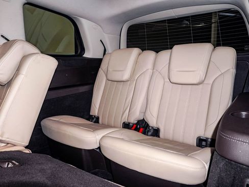 Used 2019 Mercedes-Benz GLS 450 4MATIC image 18